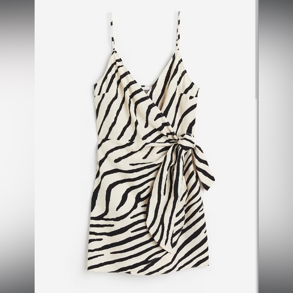 H&M wrap dress Zebra print size M NWT - Picture 1 of 10